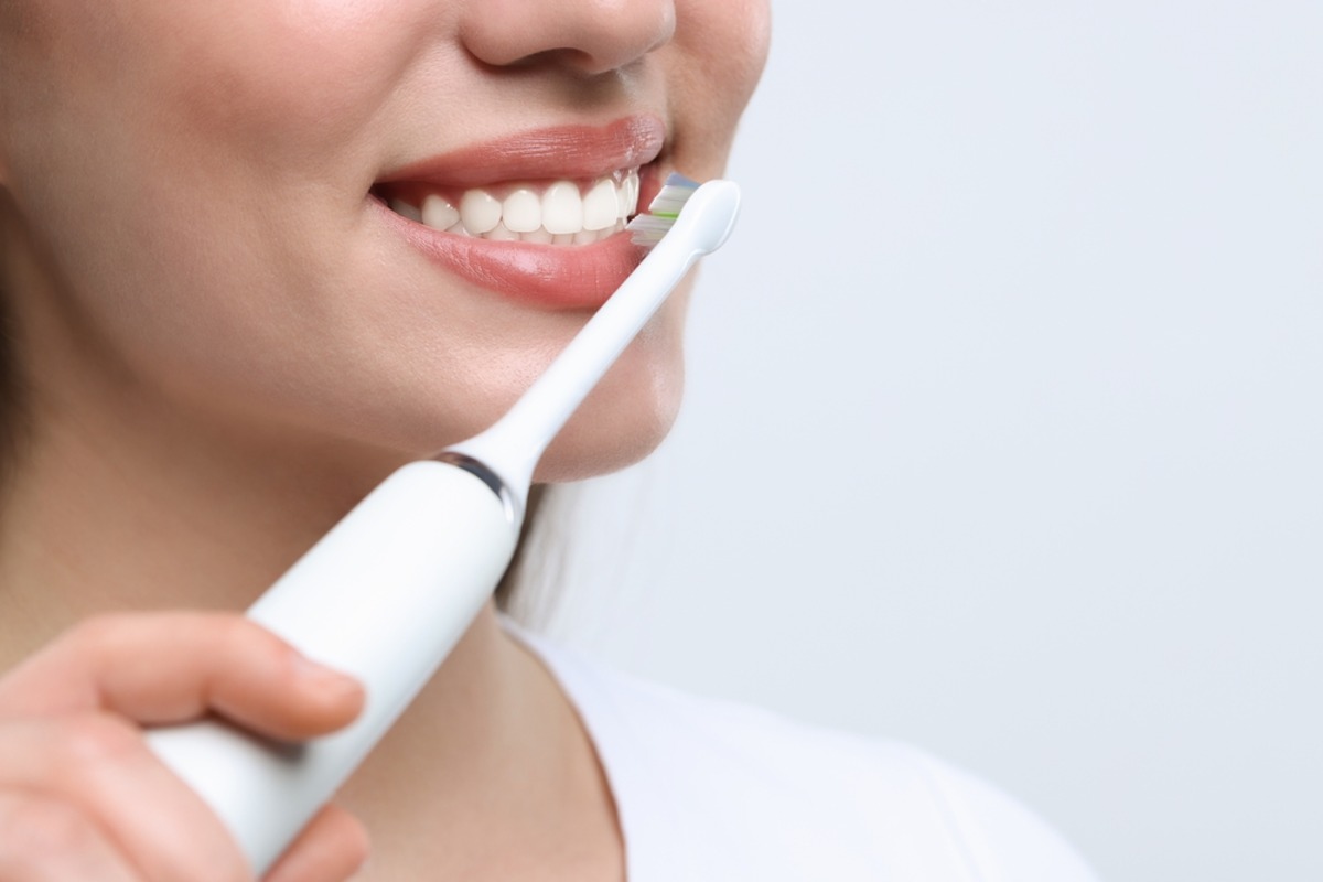 who should not use electric toothbrush