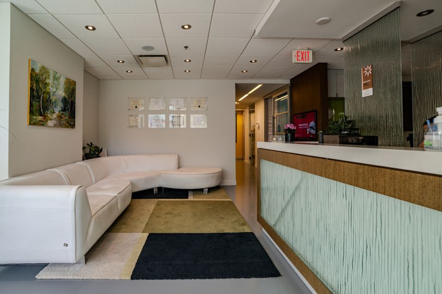 dental clinic in vancouver
